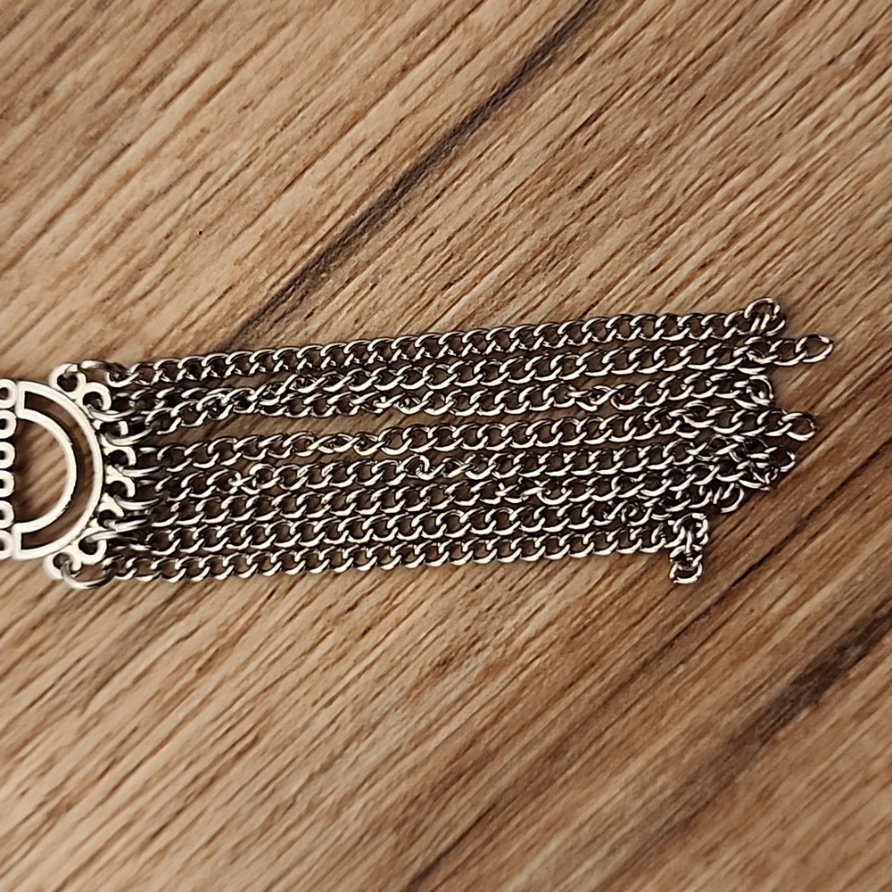 Necklace - Picture 4 of 9